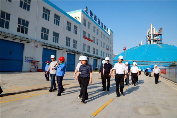 优发国际集团复工复产促增添项目观摩聚会与会职员走进环保保隆生态三秦在延在铜项目