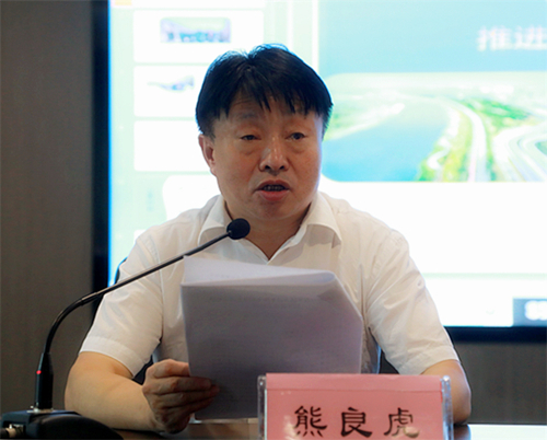 优发国际集团举行学习贯彻习近平总书记来陕考察主要讲话精神向导讲座｜陈再生作报告 熊良虎主持