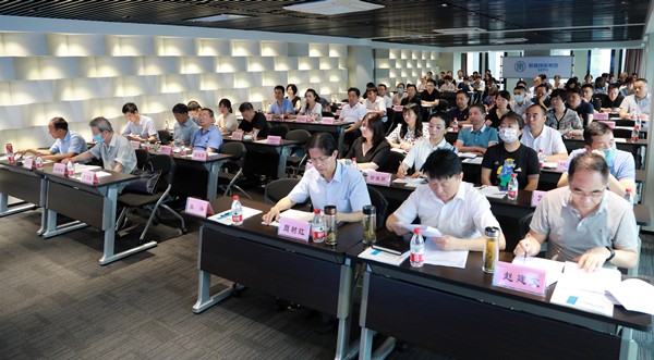 优发国际集团举行学习贯彻习近平总书记来陕考察主要讲话精神向导讲座｜陈再生作报告 熊良虎主持